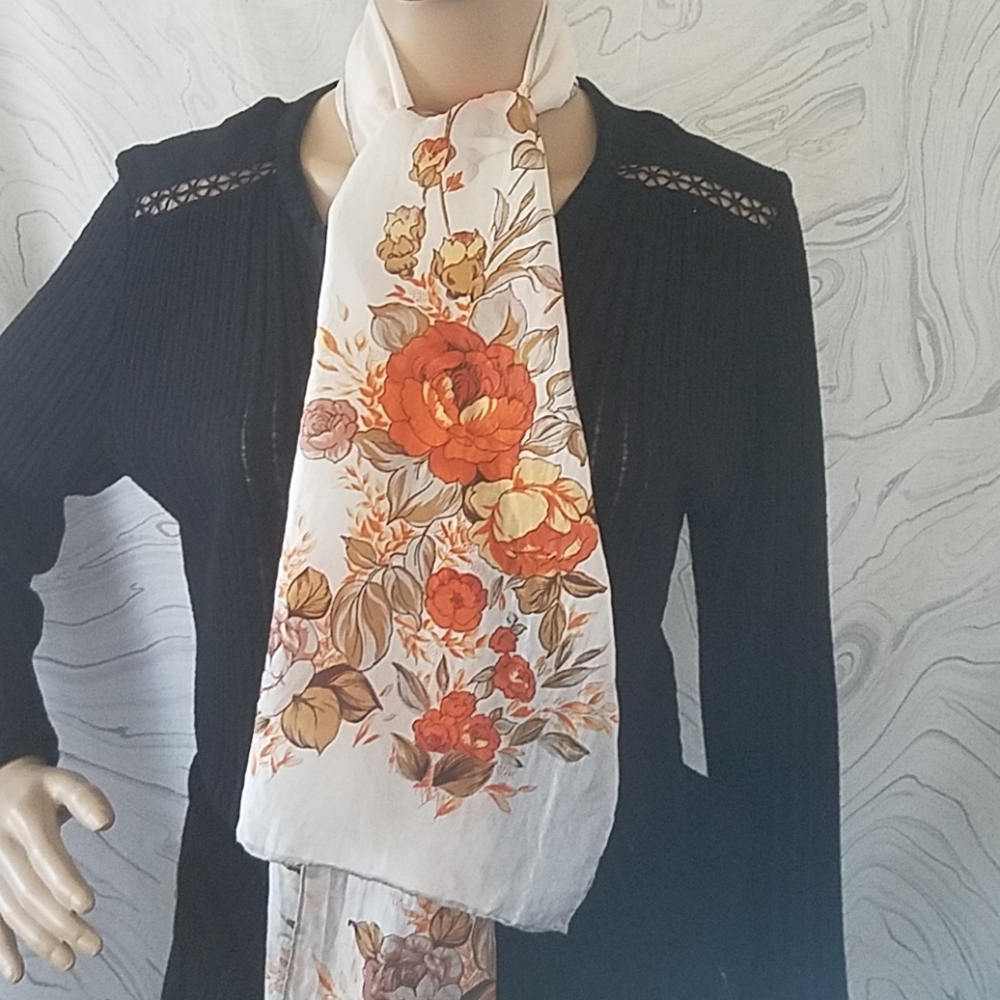 Vintage 1960's pure silk and hand roll scarf.
